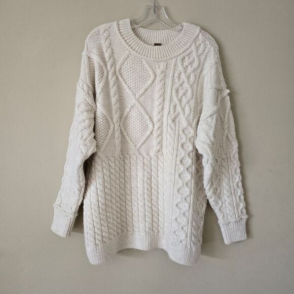 Free People Leslie Cable Knit Oversize Sweater Size XS Ivory - Picture 3 of 16